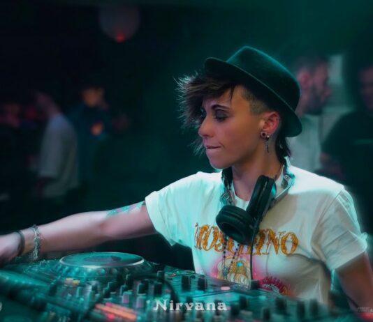 Debora Frosecchi: nella musica a 360°