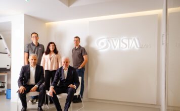 L’OCCHIO CHE GUARDA AL FUTURO