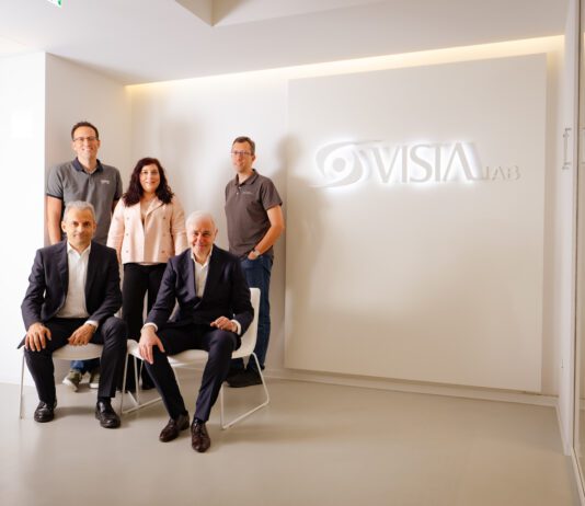 L’OCCHIO CHE GUARDA AL FUTURO