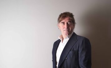 UNA STORIA TESSUTA AD ARTE