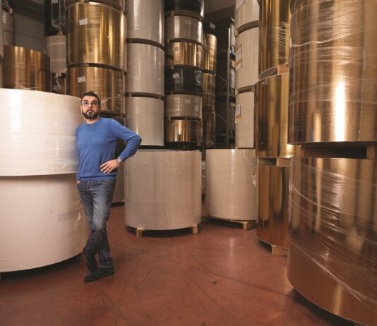 LA FORZA DI ARTIGIAN CARTA